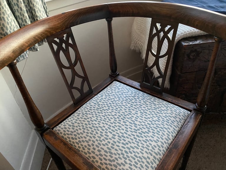 Vintage Round Back Chair